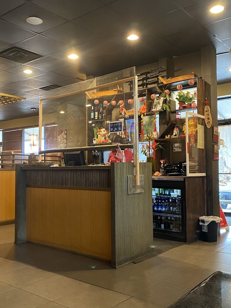 Mikado Sushi & Steak House